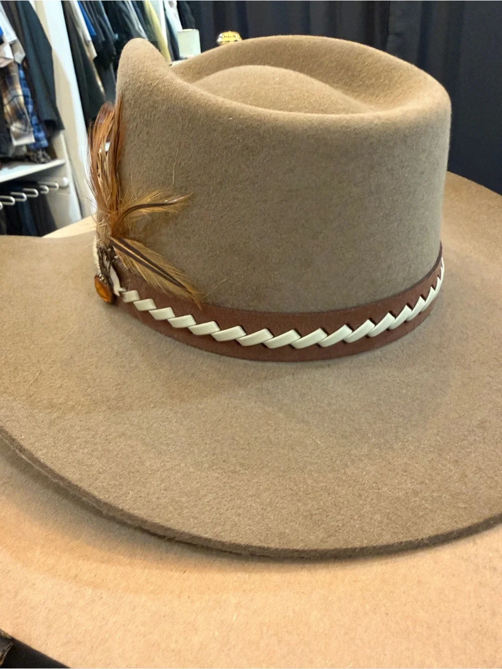 Charlie 1 Horse felt western